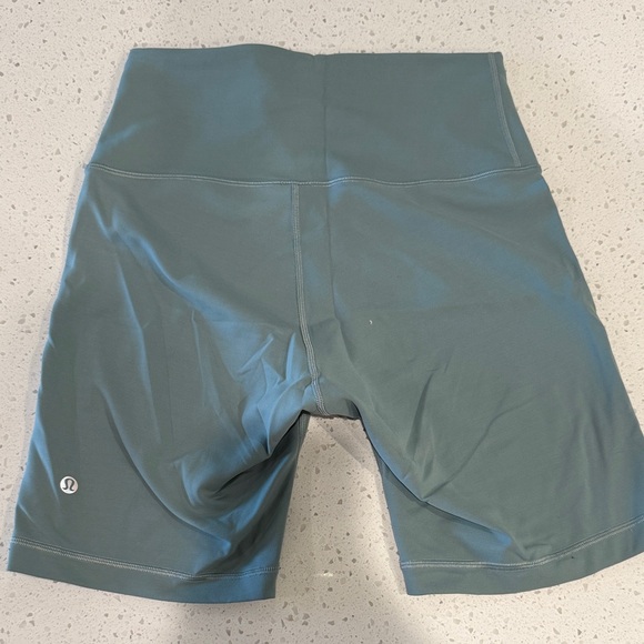 lululemon athletica Women's Teal Bike Shorts - Picture 1 of 3